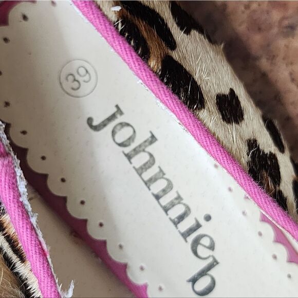 johnnie B by Boden Sz. 39(8) Calf Hair Pointed Toe Flats - Picture 13 of 14